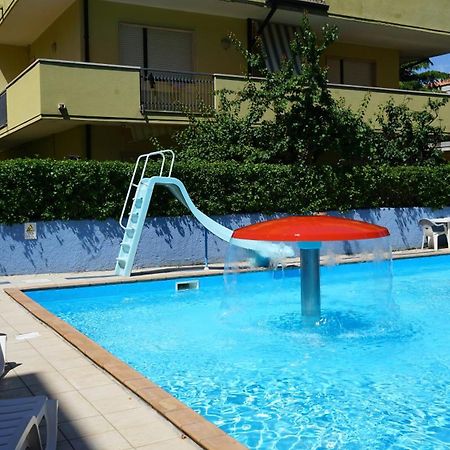 Hotel Albatros Roseto Degli Abruzzi Dış mekan fotoğraf