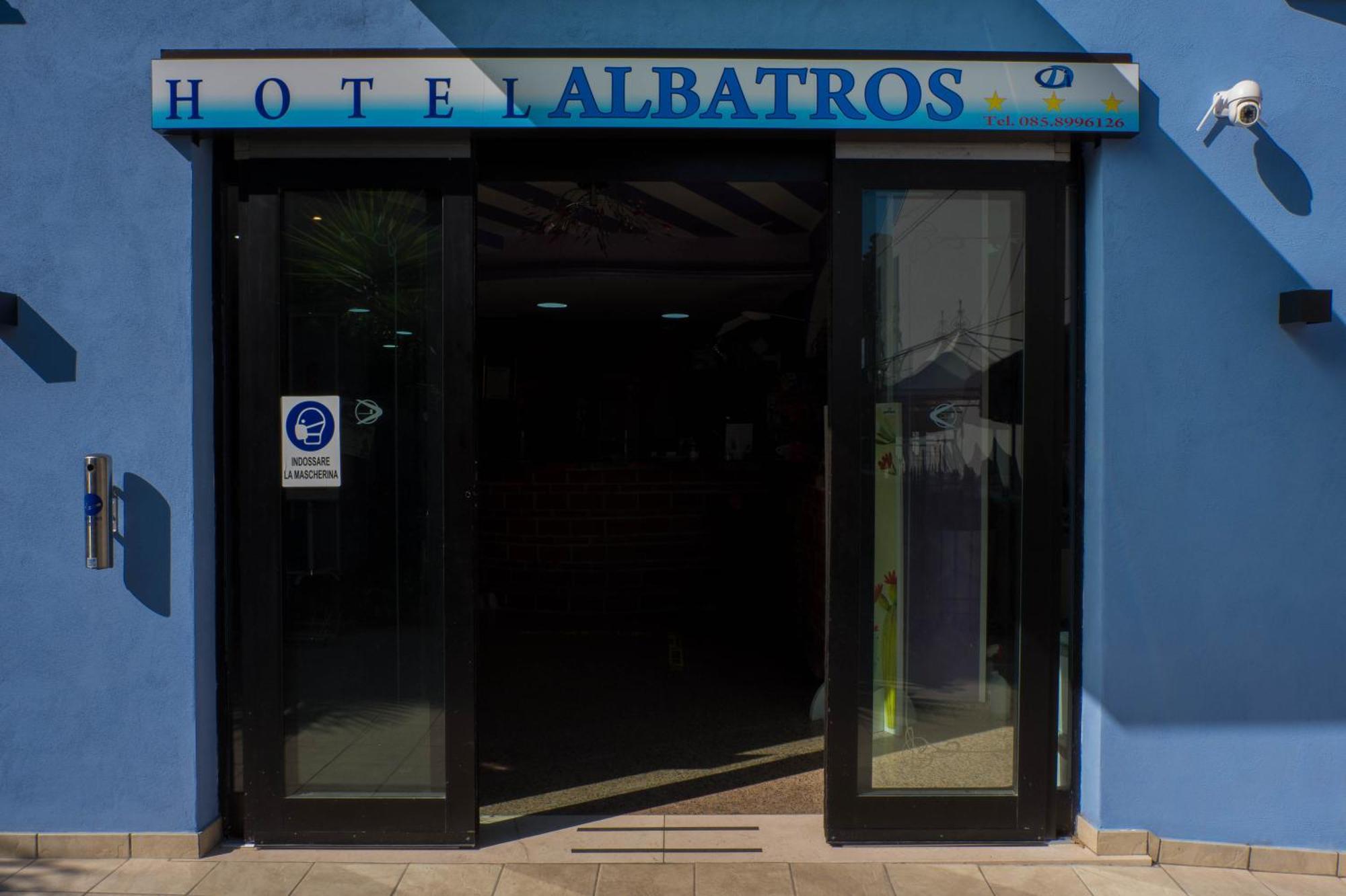Hotel Albatros Roseto Degli Abruzzi Dış mekan fotoğraf