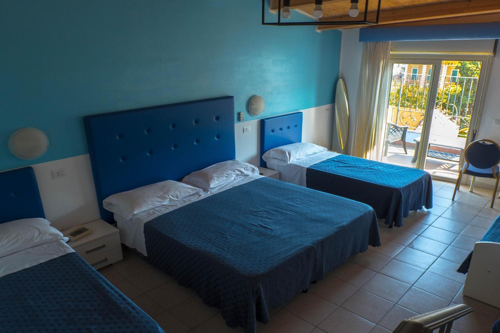 Hotel Albatros Roseto Degli Abruzzi Dış mekan fotoğraf