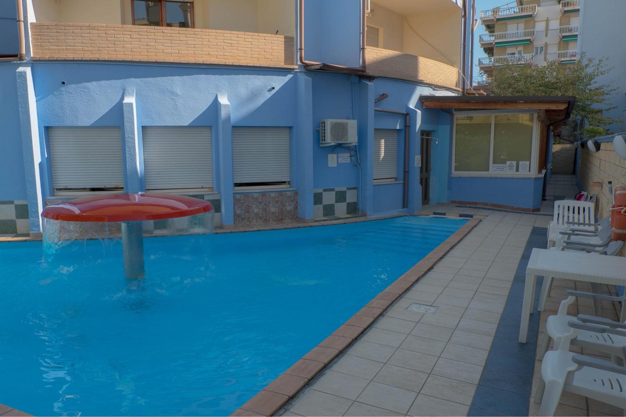 Hotel Albatros Roseto Degli Abruzzi Dış mekan fotoğraf