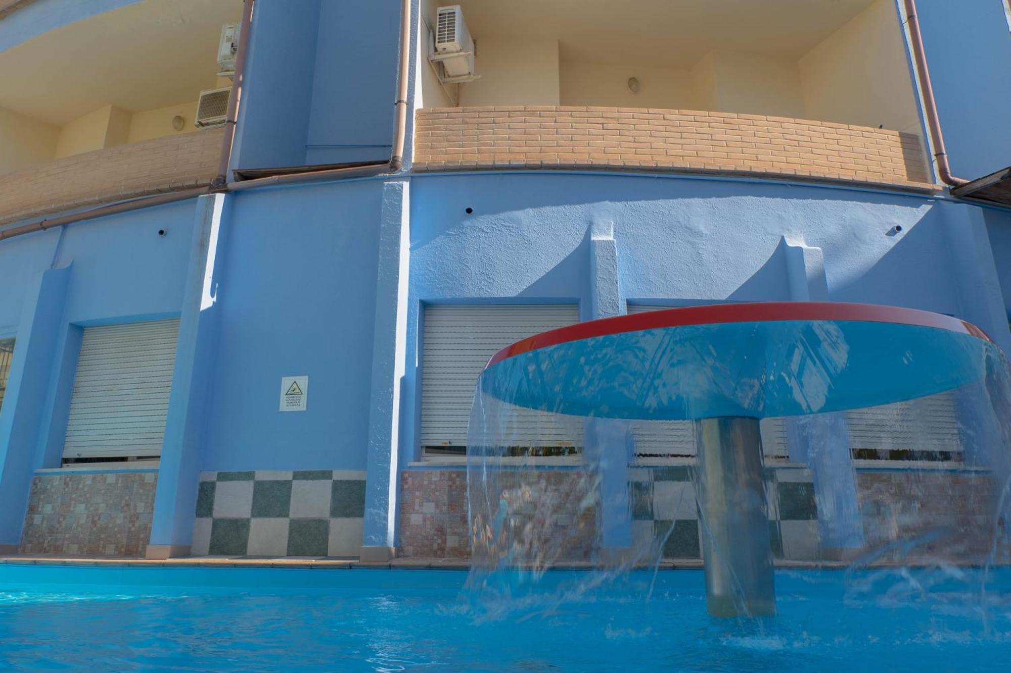 Hotel Albatros Roseto Degli Abruzzi Dış mekan fotoğraf