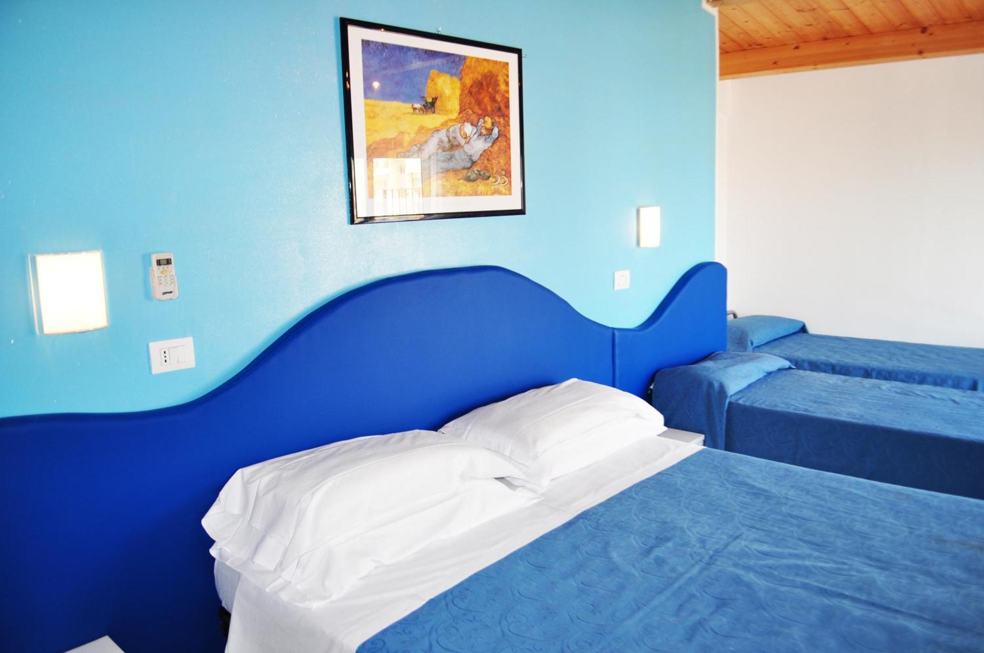 Hotel Albatros Roseto Degli Abruzzi Dış mekan fotoğraf