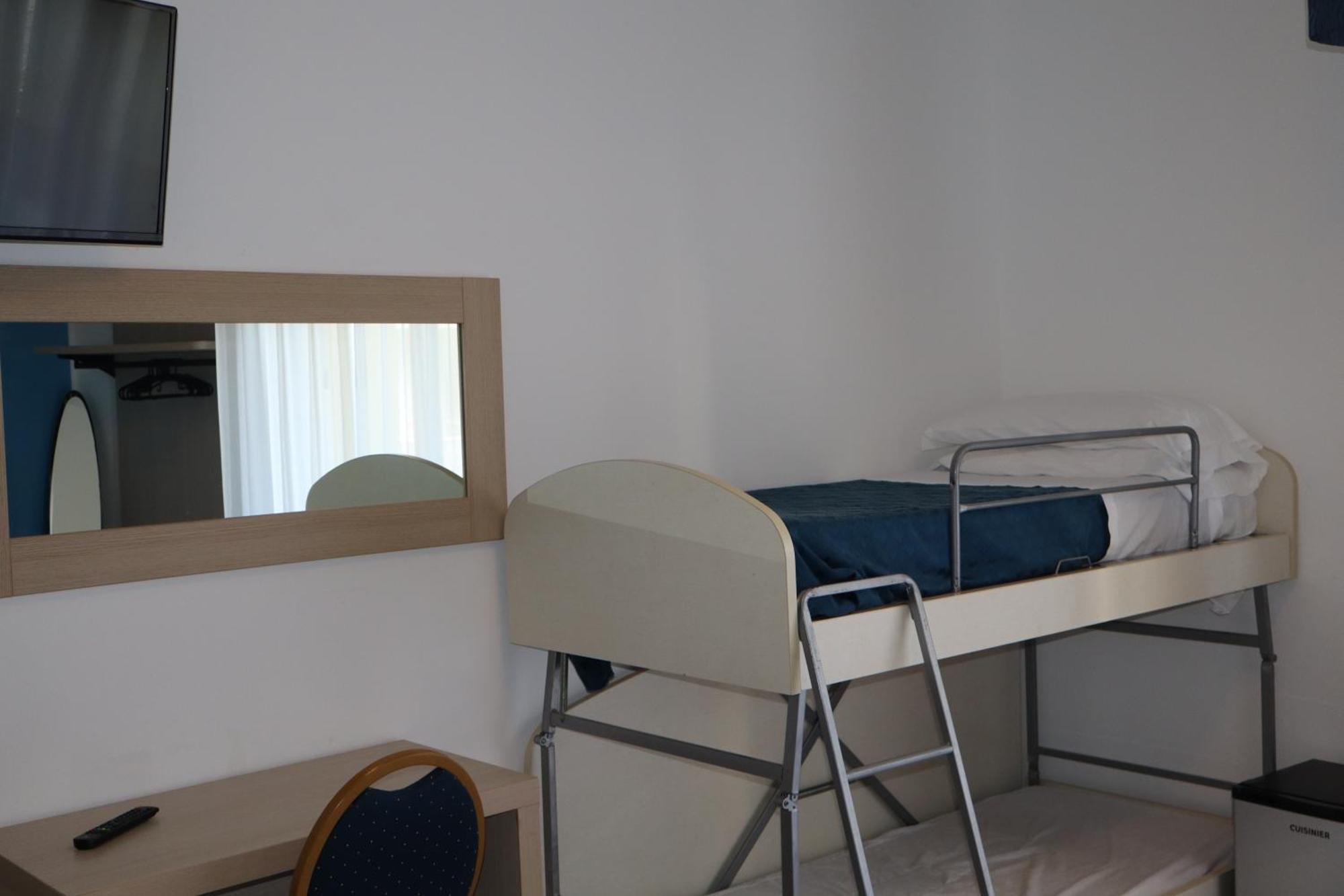 Hotel Albatros Roseto Degli Abruzzi Dış mekan fotoğraf